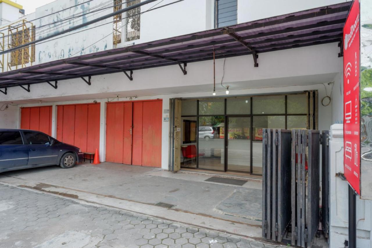 Reddoorz Near Pacific Mall 2 Wisma tamu Tegal (Central Java)